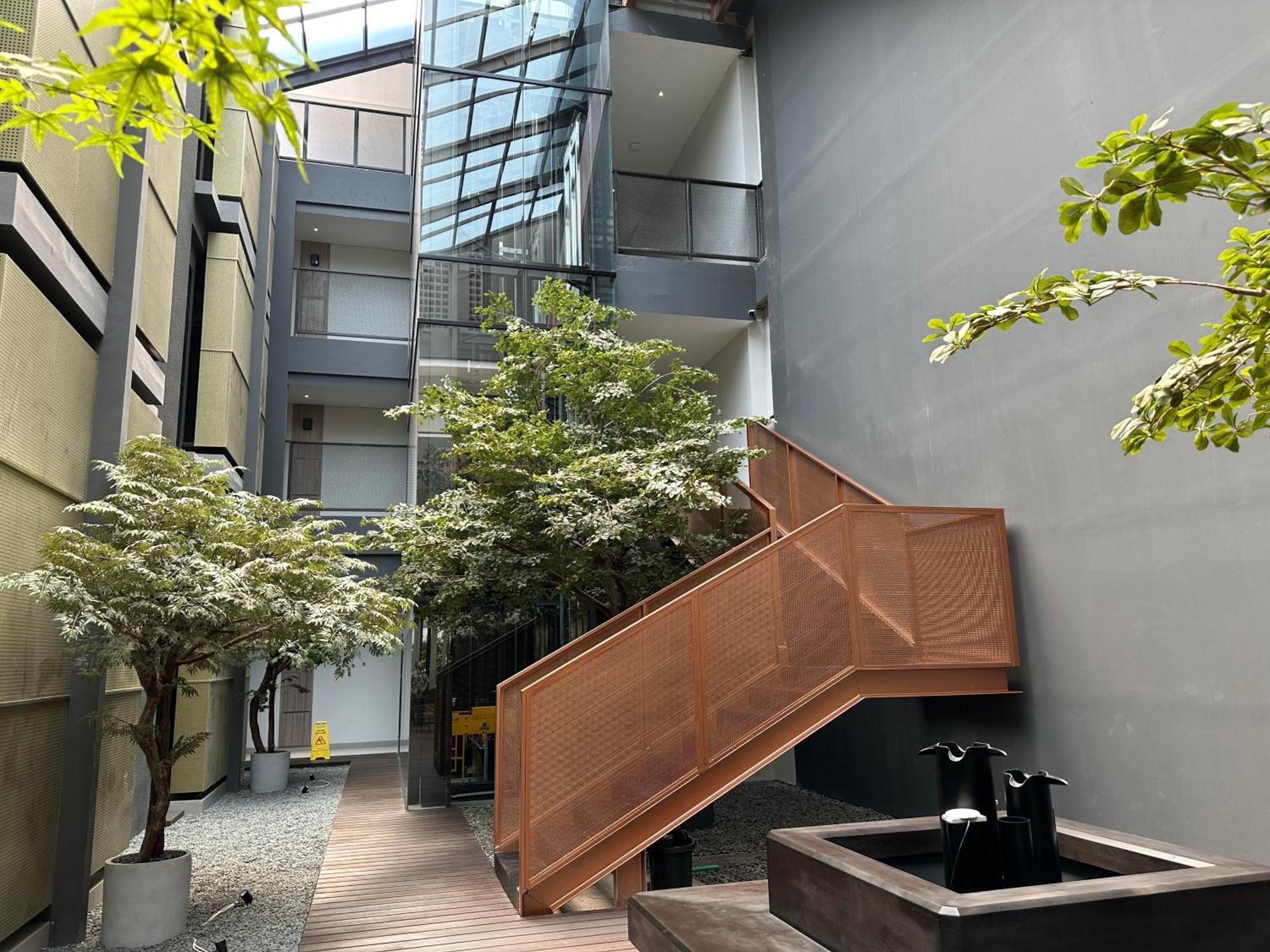 Hostel Fulmar Pasteur Bandung Zewnętrze zdjęcie