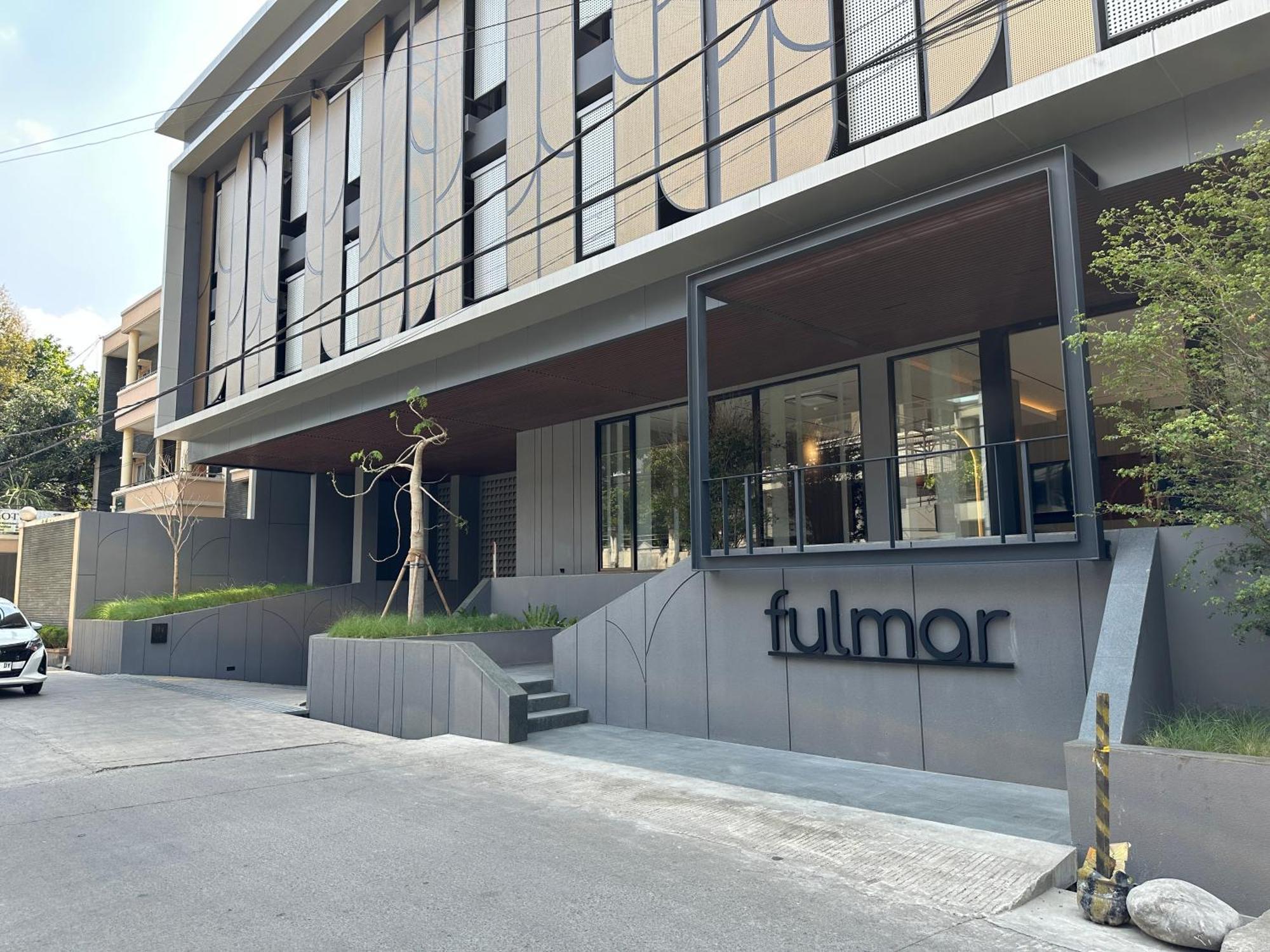 Hostel Fulmar Pasteur Bandung Zewnętrze zdjęcie