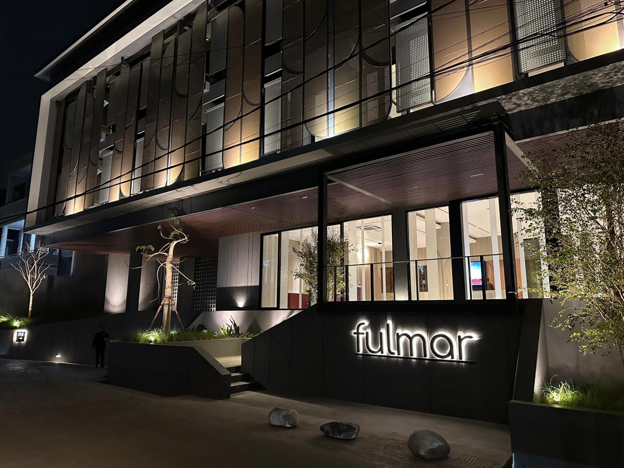 Hostel Fulmar Pasteur Bandung Zewnętrze zdjęcie