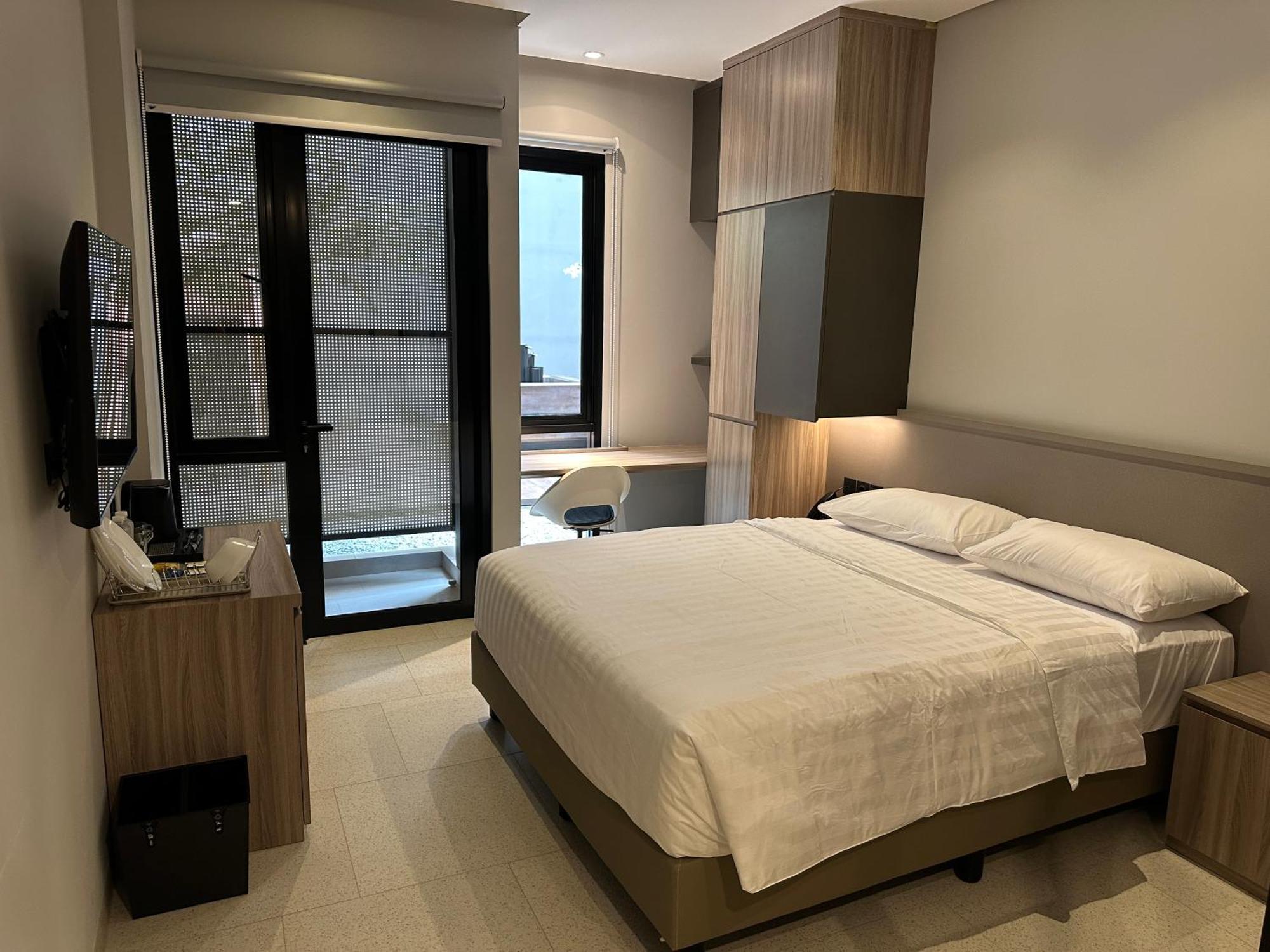 Hostel Fulmar Pasteur Bandung Zewnętrze zdjęcie